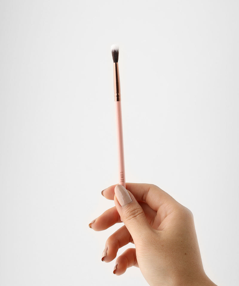 Luxie 215 Small Angle Brush - Rose Gold