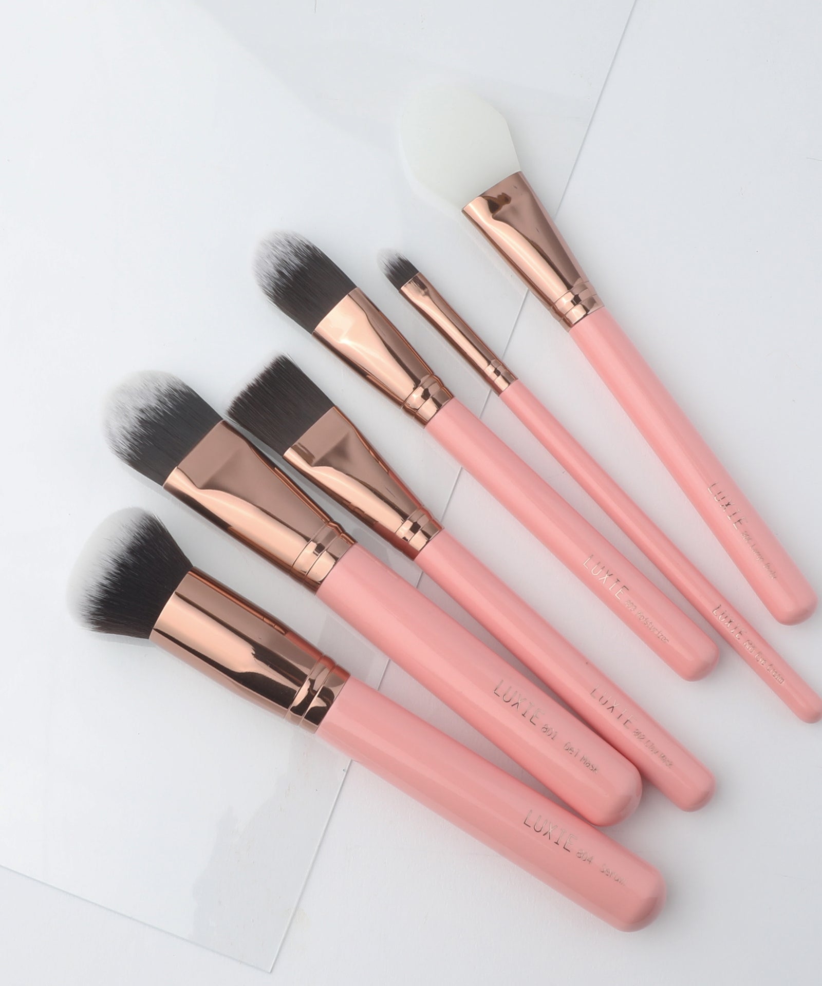 LUXIE 30 shops Piece Brush Set